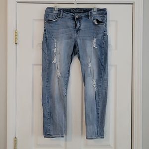 Maurices distressed jeans 11/12